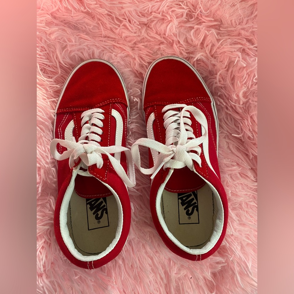 red vans w box